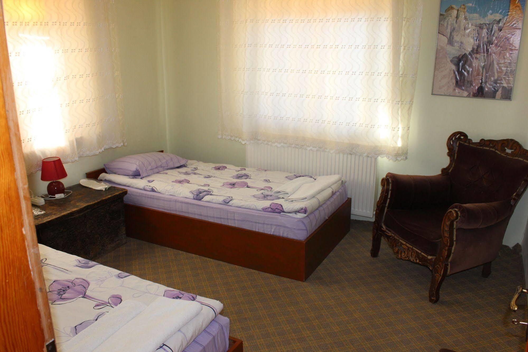 Valleypark Hotel 内夫谢希尔 外观 照片